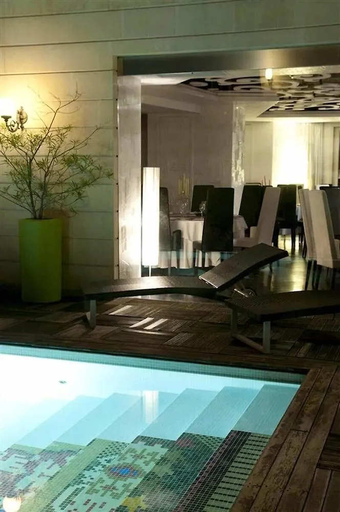 Hotel Vdb Next Aeroporto di Catania Fontana Rossa