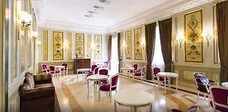 Hotel Vdb Next Aeroporto di Catania Fontana Rossa